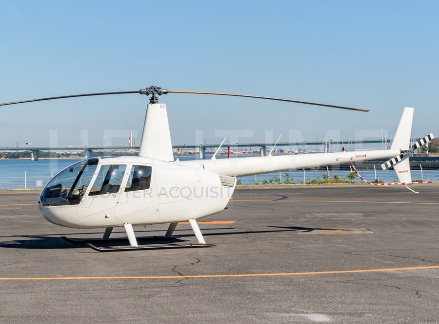 Robinson R44